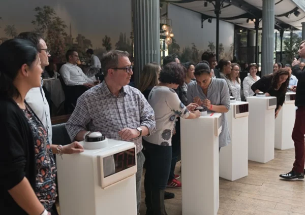 team building grand blind test