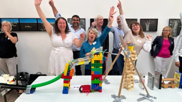 team building reaction en chaine