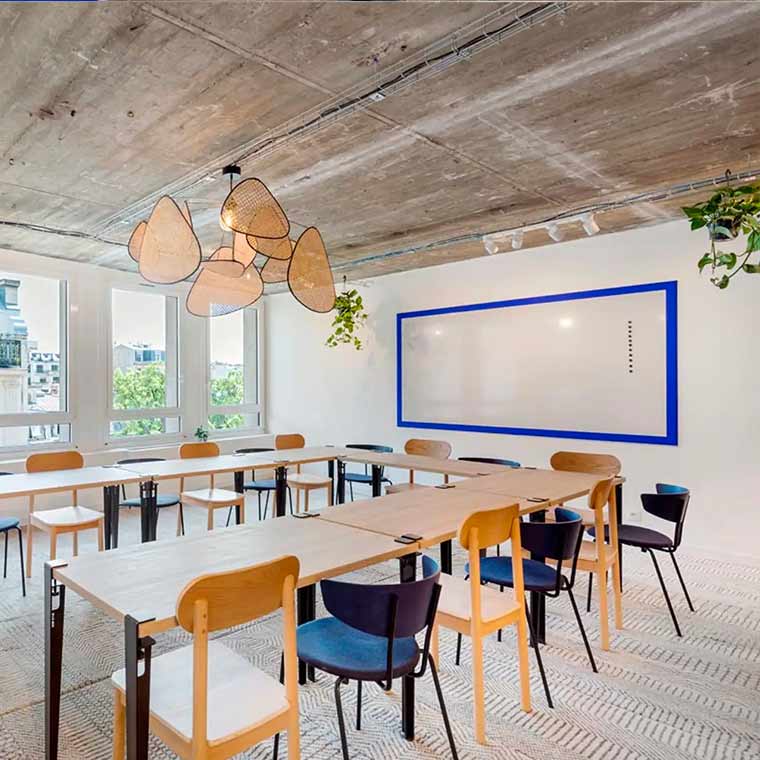 TRAVAIL, DÉTENTE ET ESPRIT D'ÉQUIPE EN PLIEN COEUR DE PARIS  - 3