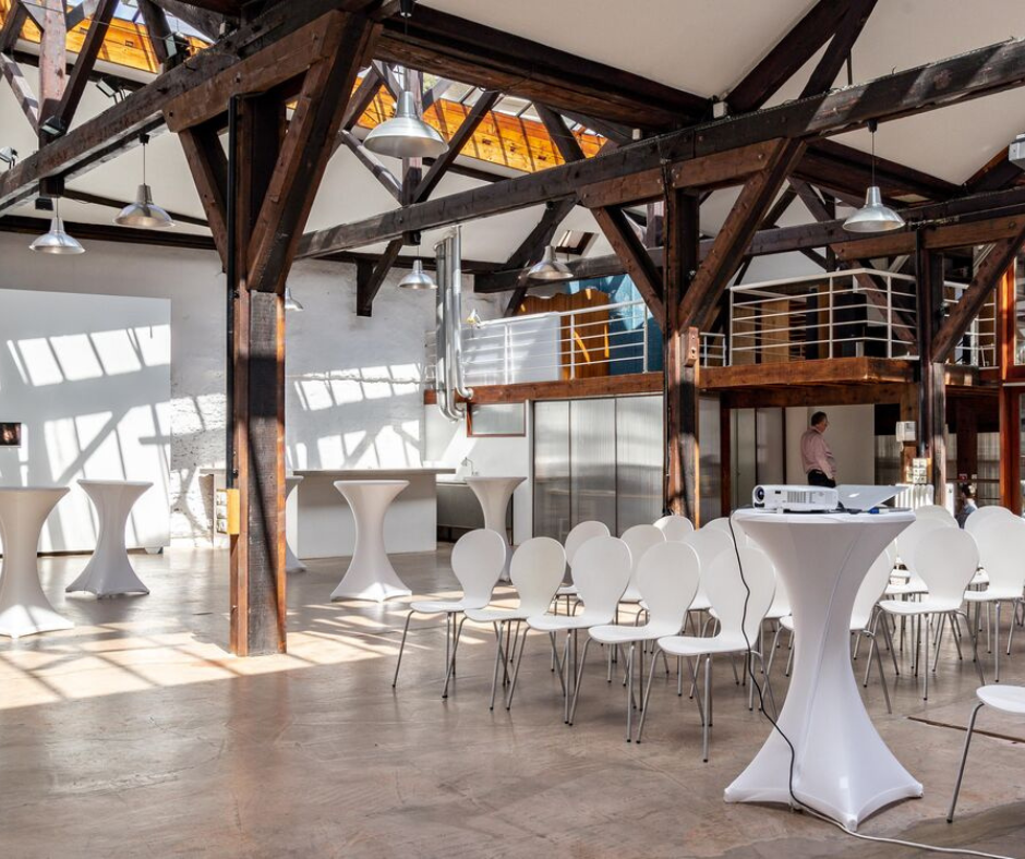 Team building ; soirée entreprise Paris ; team building Paris ; Paris ; endroit atypique Paris